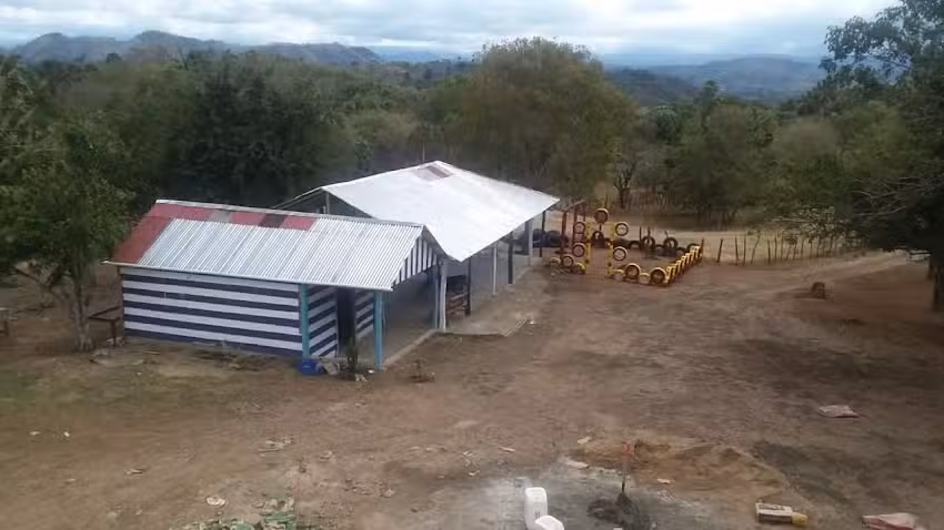 Acienda Do&ntilde;a Nena