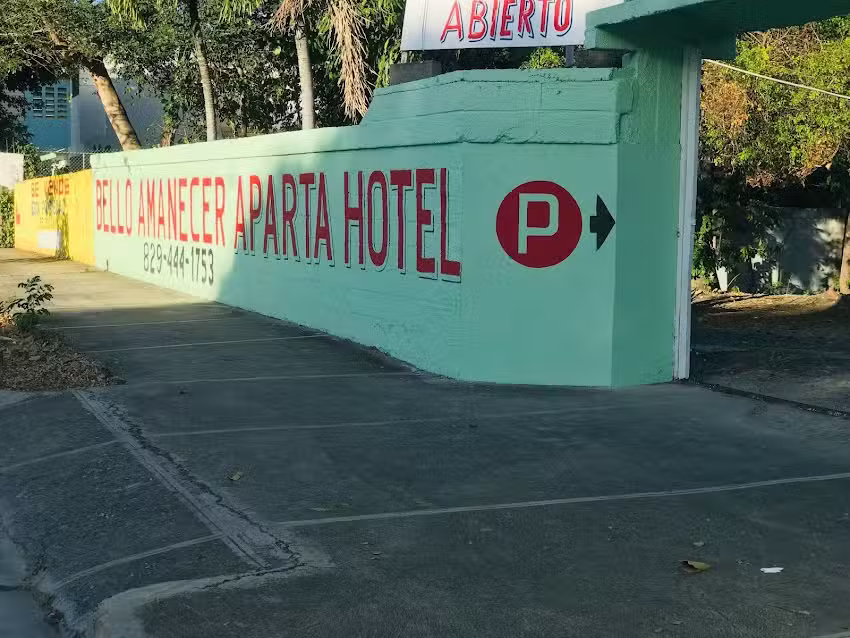 Aparta Hotel Bello Amanecer