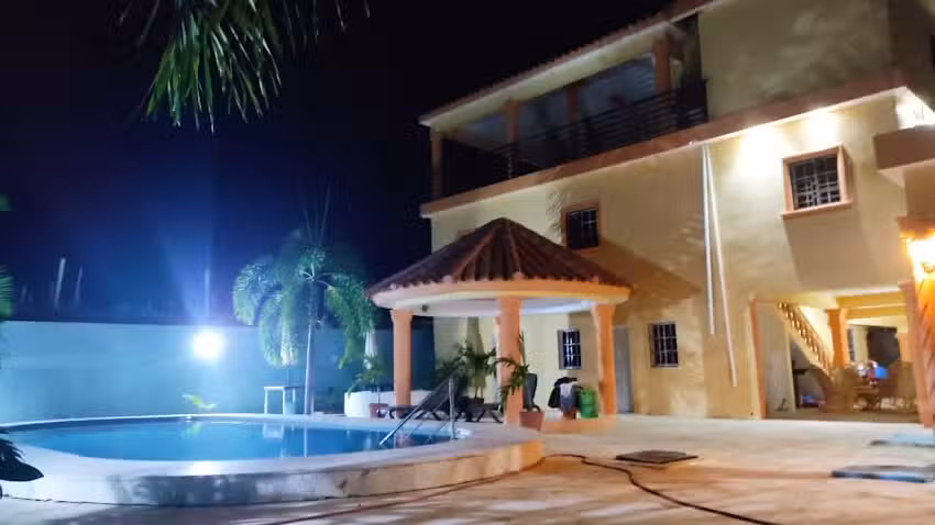 APARTA-HOTEL "Don Lara"