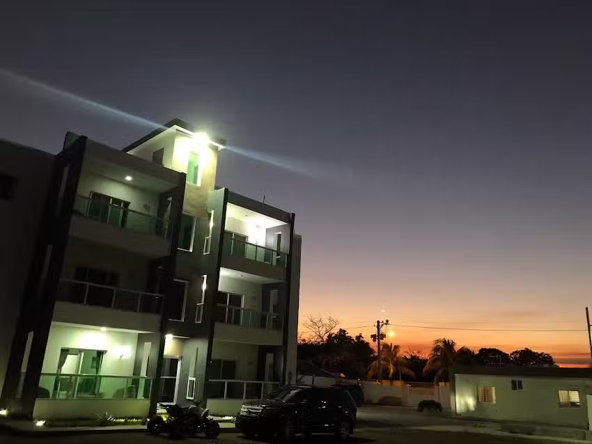 ATZILUTH Aparta-Hotel