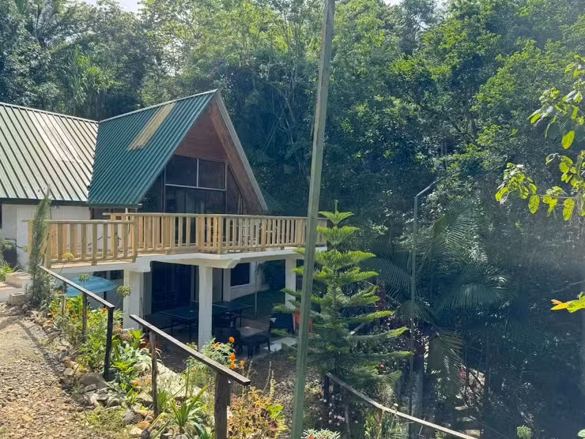 Caba&ntilde;a Cerro Escondido