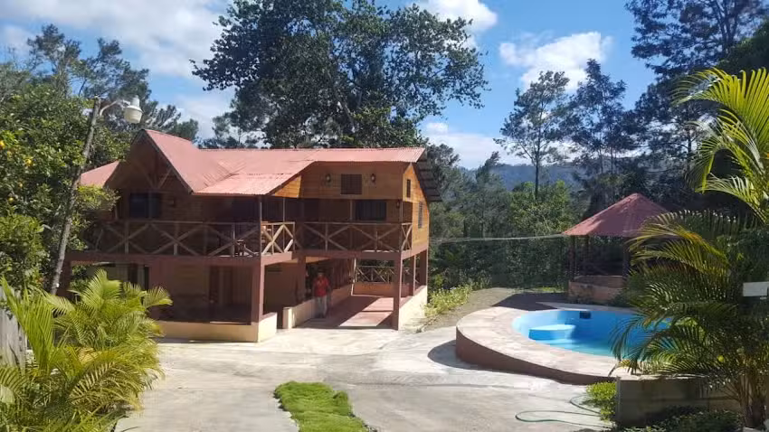 Caba&ntilde;a Las Palmas