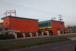 Caba&ntilde;as Horny