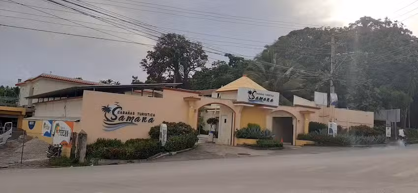 Caba&ntilde;as Turisticas Samana