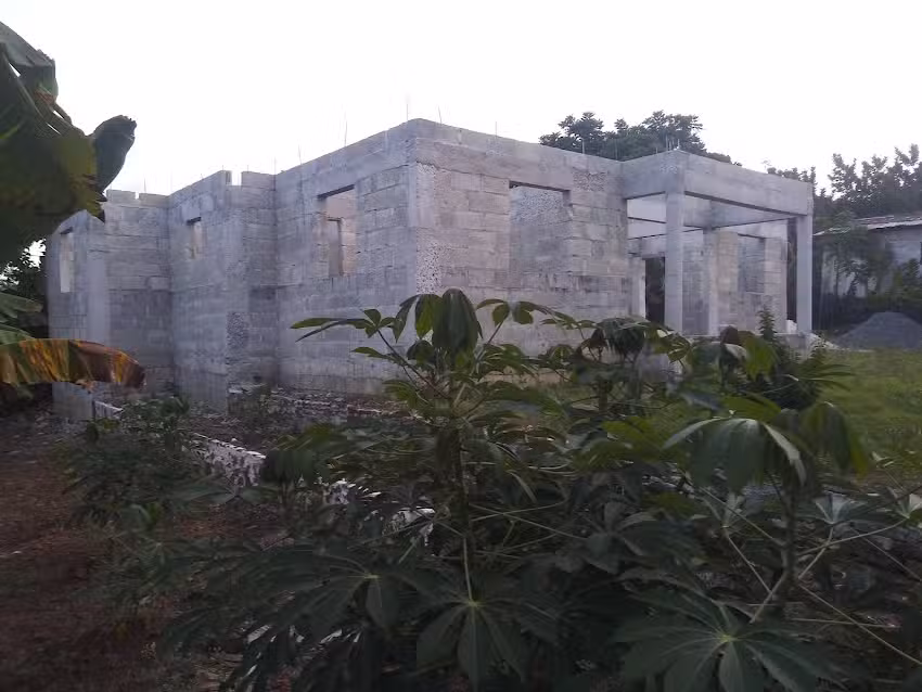 Casa De Abraham Almin Del Castillo