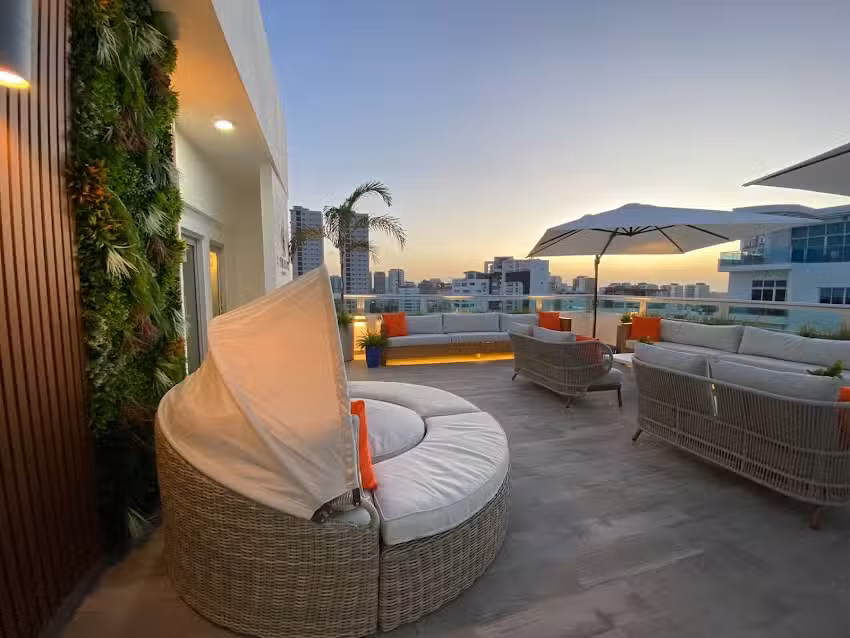 Central Suites Tower