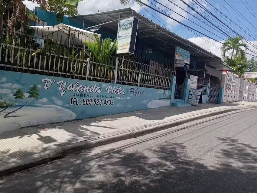 D' Yolanda Villa Blue