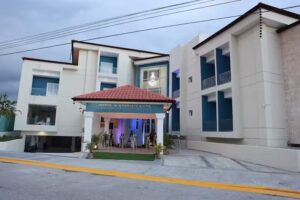 Dominican Barcelona, Hotel y Restaurante