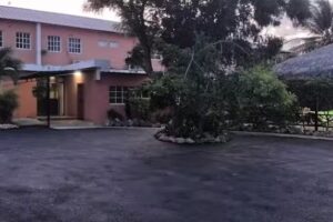 El Hotel Taino Frontera