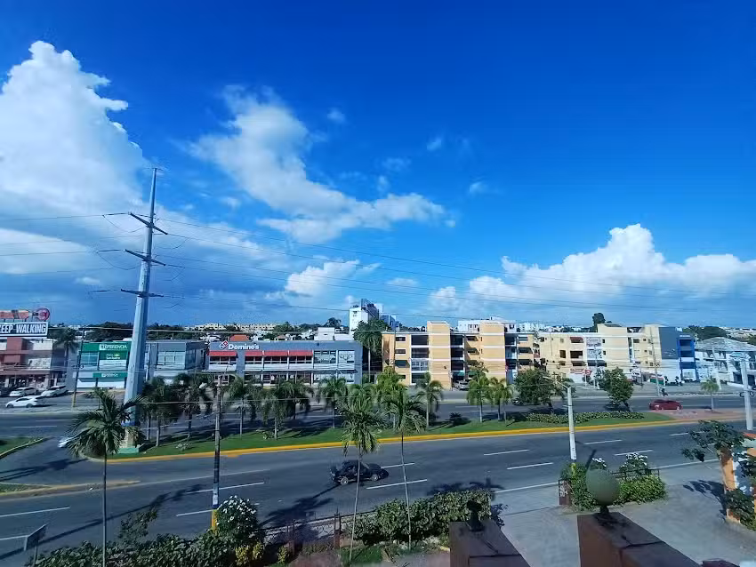 Golden House Hotel & Convention Center