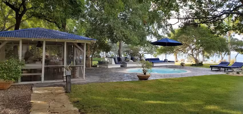 Hacienda los Guayacanes