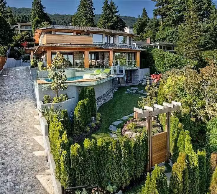 Hacienda Omega Linda