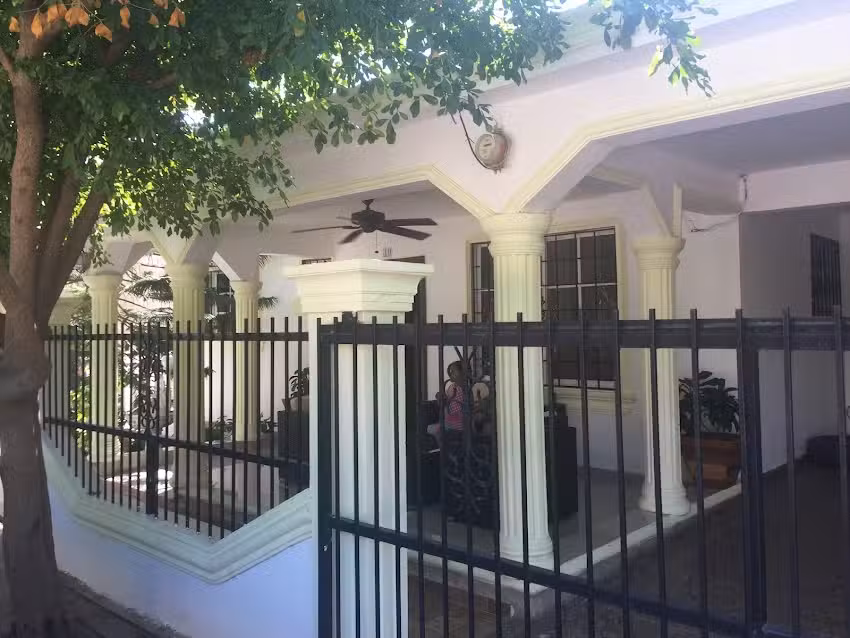 Hospedaje Fern&aacute;ndez