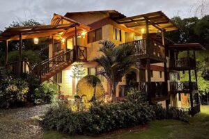 Hostal mi jard&iacute;n