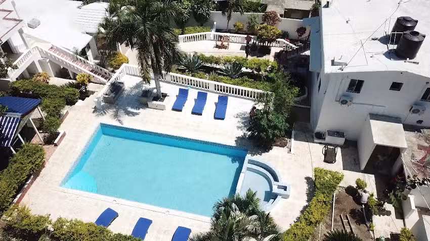 Hotel Airisha Villa Paradise