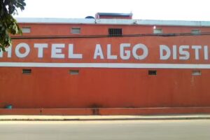 Hotel Algo Distinto