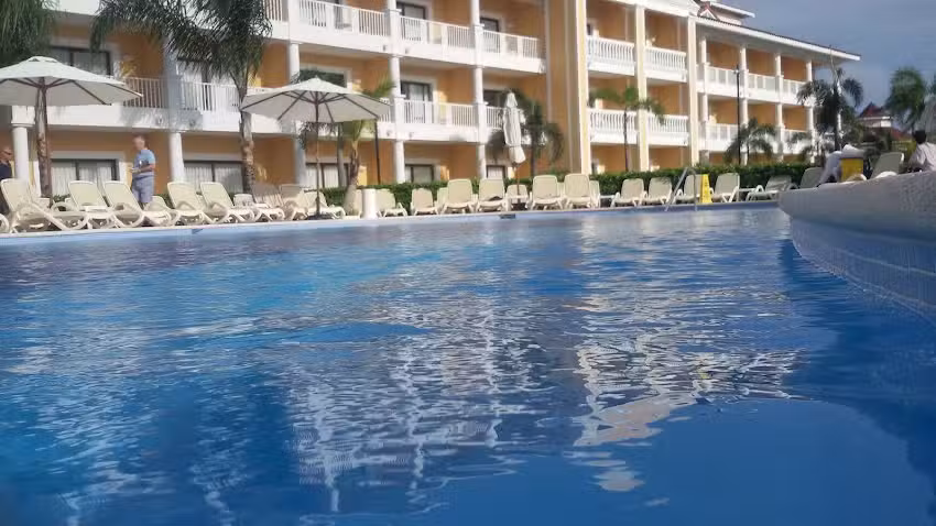 Hotel luxury bahia principe ambar blue