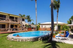 Hotel Playa Chiquita