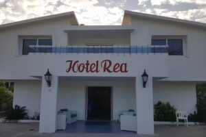 HOTEL REA