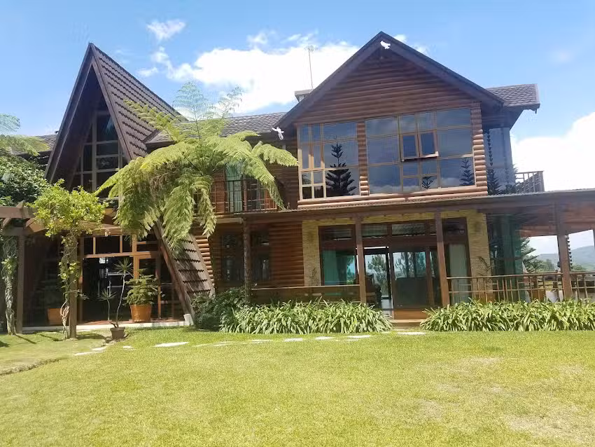 Jarabacoa Mountain Village