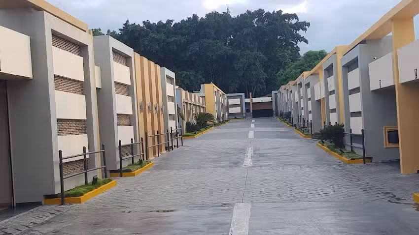 La Nueva Caba&ntilde;a