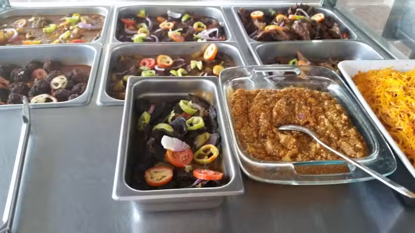 La Polilla Bar Drink And Hotel