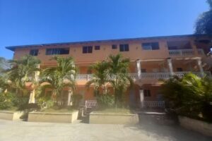 Mimosa Hotel and Suites