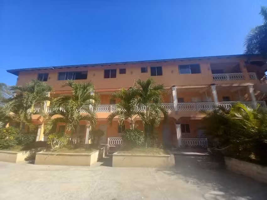 Mimosa Hotel and Suites