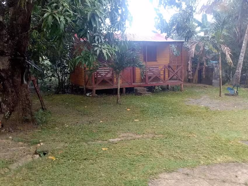 Piscina Los V&aacute;squez