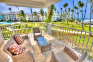 Playa Turquesa by Volalto