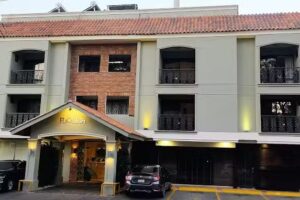 Plaza Florida Suites