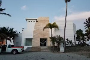 Porta Del Mare Condominium