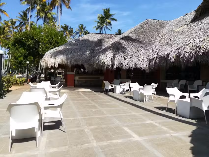 Select by Amhsa Marina &ndash; All Inclusive