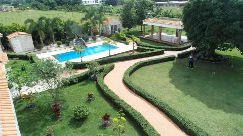 Villa con piscina Malli