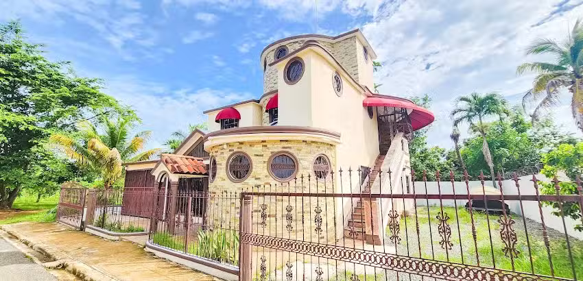 Villa de lujo bayaguana
