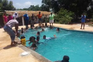 Villa De Oleo, Piscina