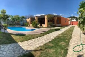 Villa Do&ntilde;a Francia