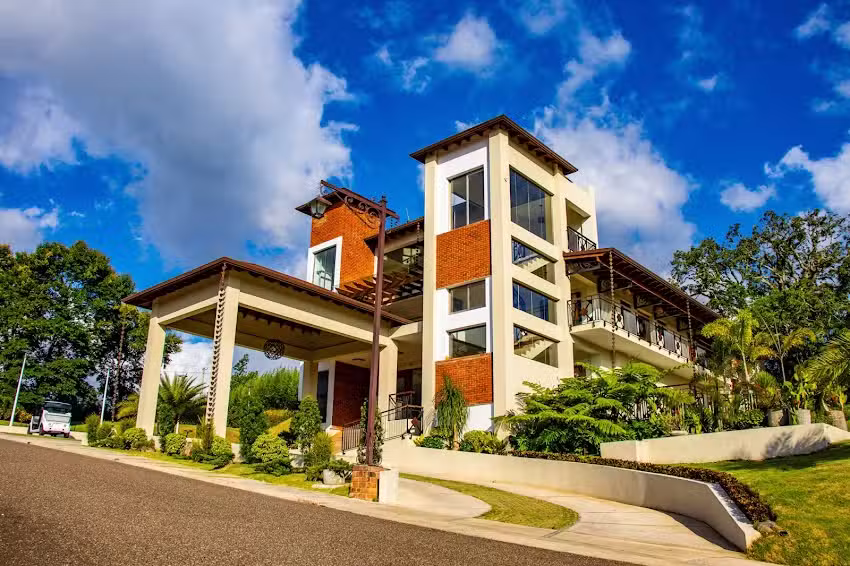 Vista del Campo Country Club & Villas