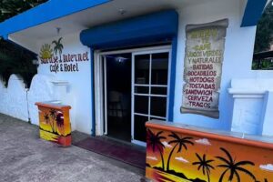 Vocal comercial SRL.